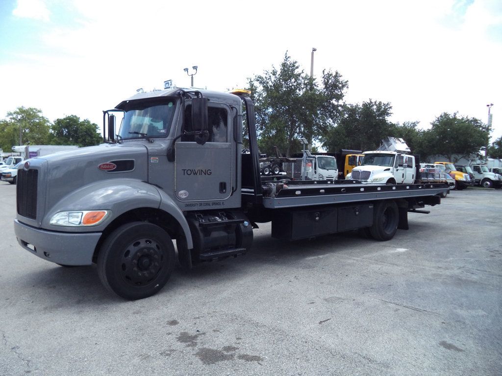 2021 Peterbilt 337 w/ CENTURY 22ft RIGHT APPROACH LCG Rollback - 23047989 - 2