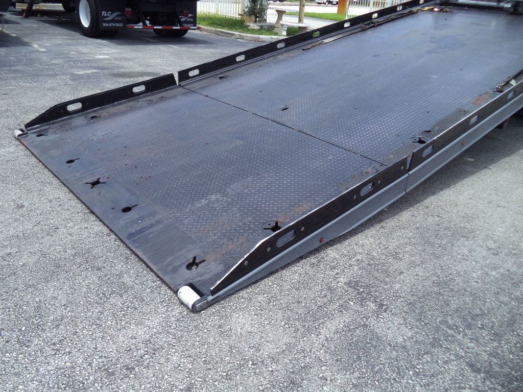2021 Peterbilt 337 w/ CENTURY 22ft RIGHT APPROACH LCG Rollback - 23047989 - 30