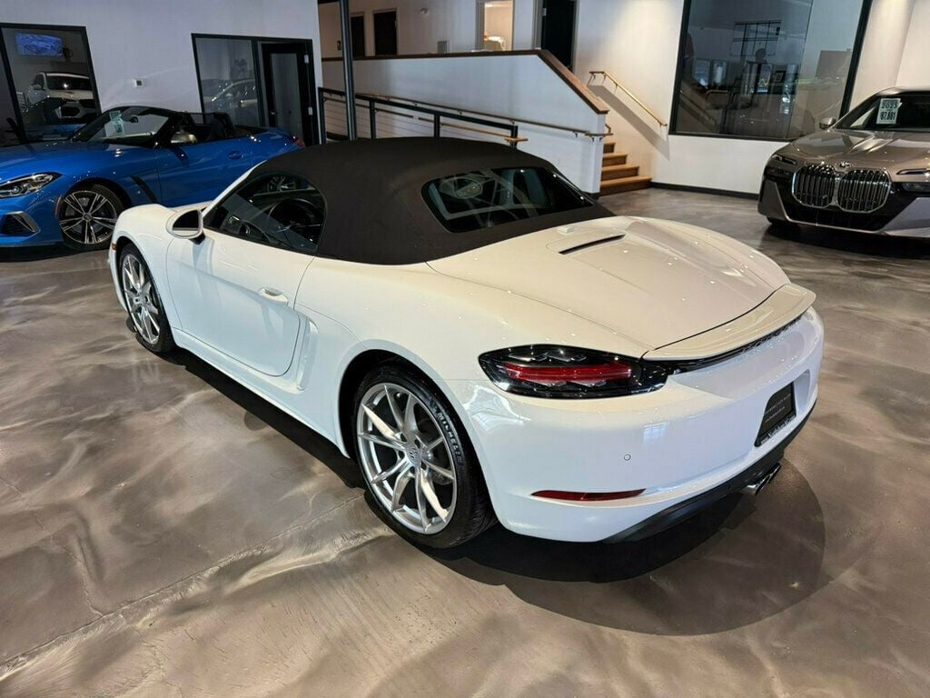 2021 Porsche 718 Boxster T/AdapSportSeats/PremiumPkg/Htd&CldSeats/DeviatedStitchIntPkg - 22766569 - 9