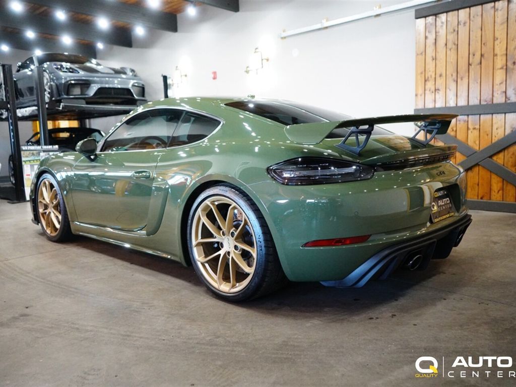 2021 Porsche 718 Cayman GT4 Coupe - 22716764 - 6