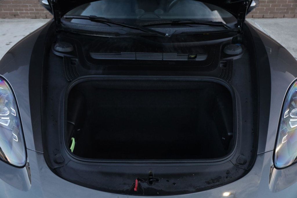 Porsche 718 Cayman photo 12
