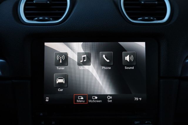 2021 Porsche 718 Cayman T Coupe - 23085917 - 34