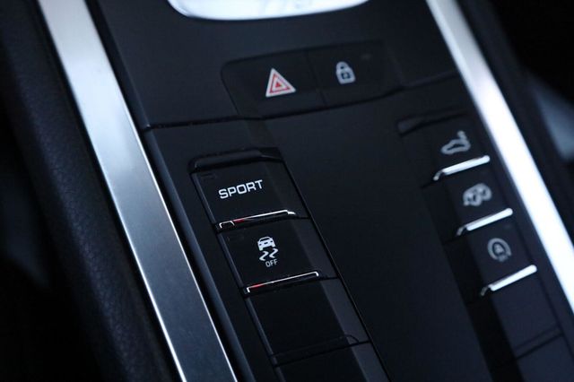 2021 Porsche 718 Cayman T Coupe - 23085917 - 41