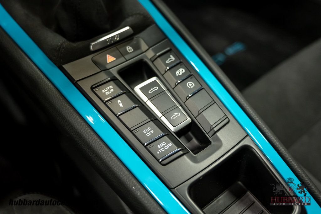 2021 Porsche 718 Spyder Roadster - 23013607 - 22