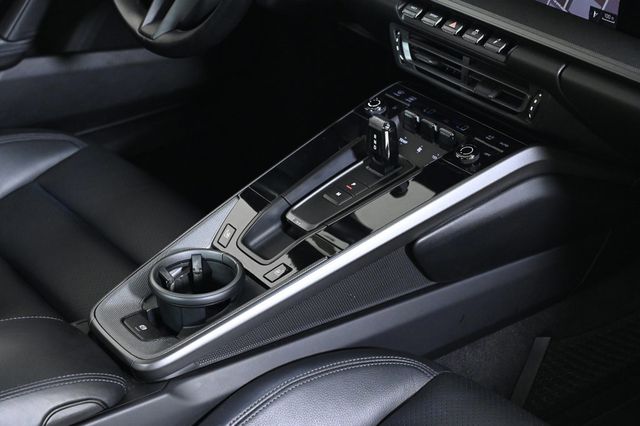 2021 Porsche 911  - 22885755 - 20