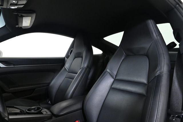 2021 Porsche 911  - 22885755 - 4