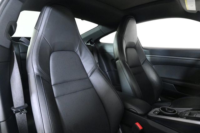 2021 Porsche 911  - 22908441 - 18