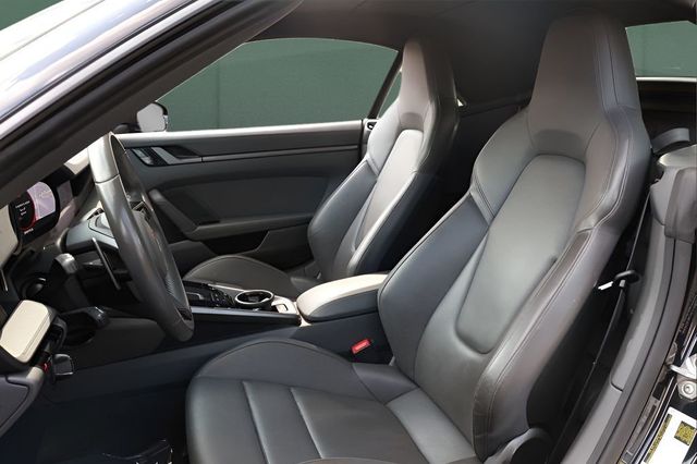 2021 Porsche 911 Carrera 4 Cabriolet - 23045207 - 1