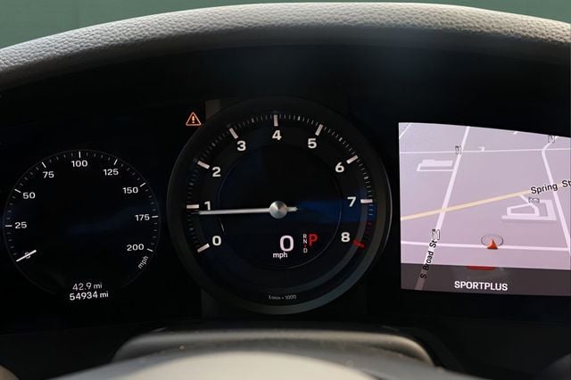 2021 Porsche 911 Carrera 4 Cabriolet - 23045207 - 24