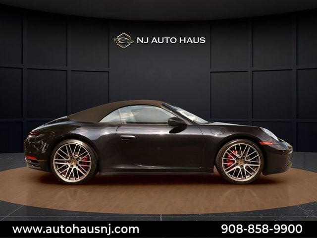 2021 Porsche 911 Carrera 4 Cabriolet - 23045207 - 37