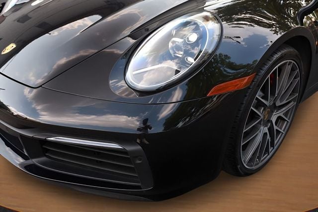 2021 Porsche 911 Carrera 4 Cabriolet - 23045207 - 3