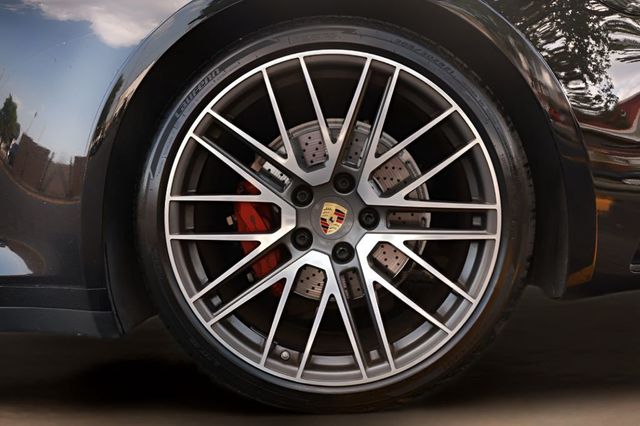 2021 Porsche 911 Carrera 4 Cabriolet - 23045207 - 54