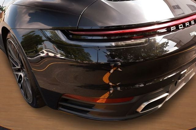 2021 Porsche 911 Carrera 4 Cabriolet - 23045207 - 8