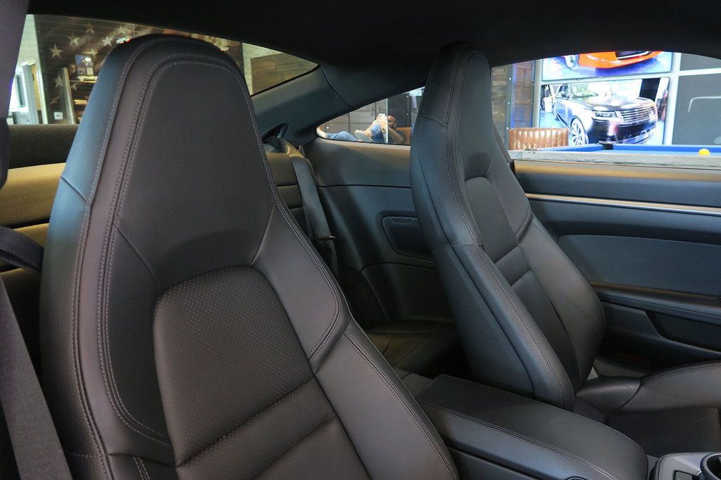 2021 Porsche 911 4 Coupe photo 31