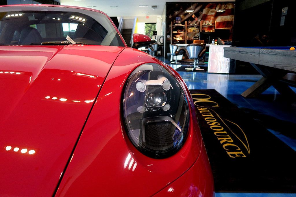 2021 Porsche 911 4 Coupe photo 42