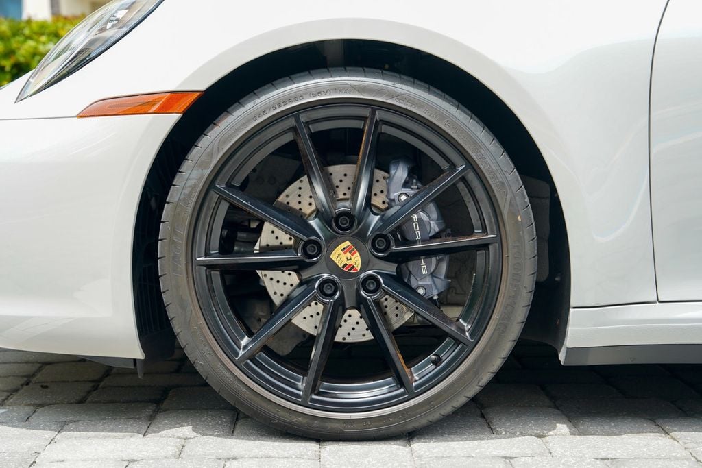 2021 Porsche 911 Carrera 4 Coupe - 23009074 - 13