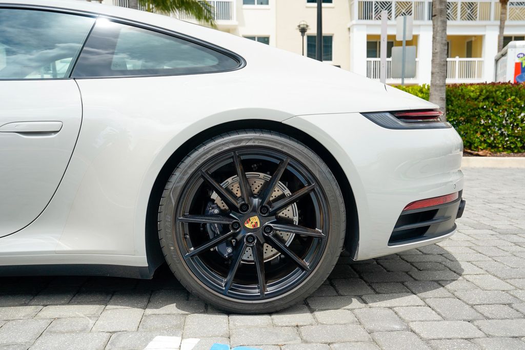 2021 Porsche 911 Carrera 4 Coupe - 23009074 - 15