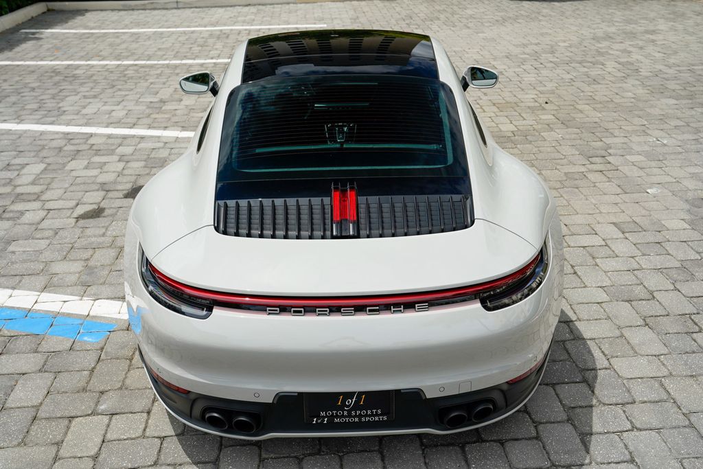 2021 Porsche 911 Carrera 4 Coupe - 23009074 - 22