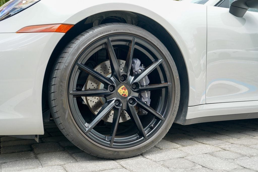 2021 Porsche 911 Carrera 4 Coupe - 23009074 - 42