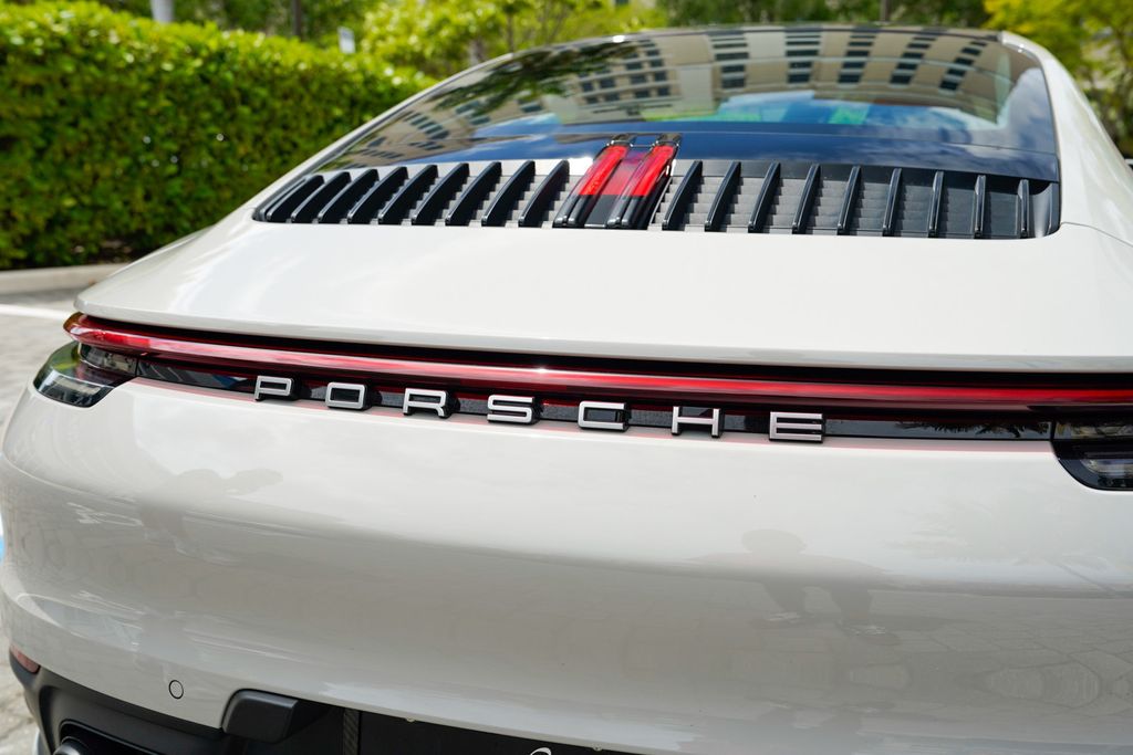 2021 Porsche 911 Carrera 4 Coupe - 23009074 - 44