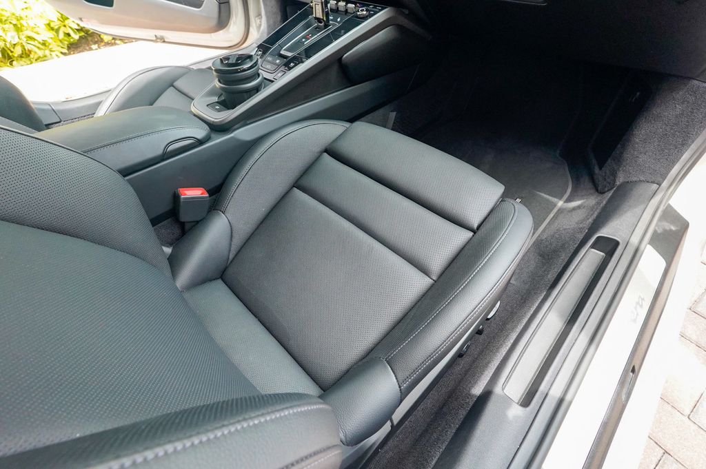 2021 Porsche 911 Carrera 4 Coupe - 23009074 - 73