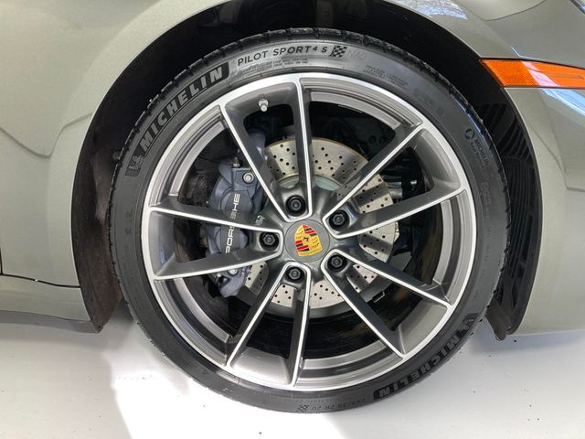 2021 Porsche 911 Carrera 4 Coupe - 22969014 - 26