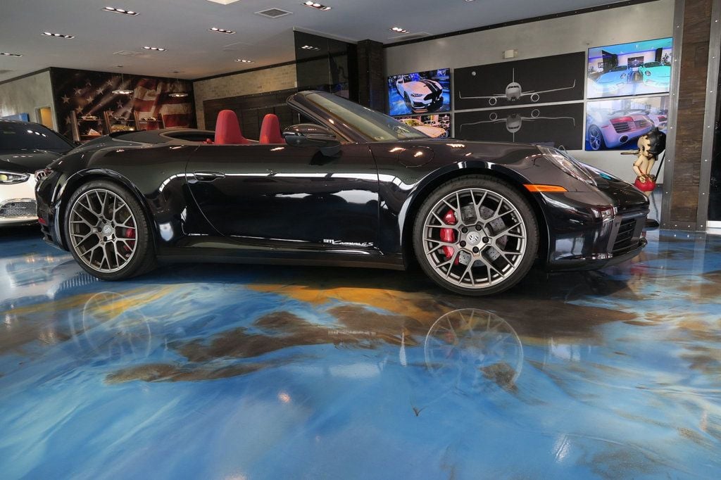 2021 Porsche 911 Carrera 4S Cabriolet - 22776439 - 9