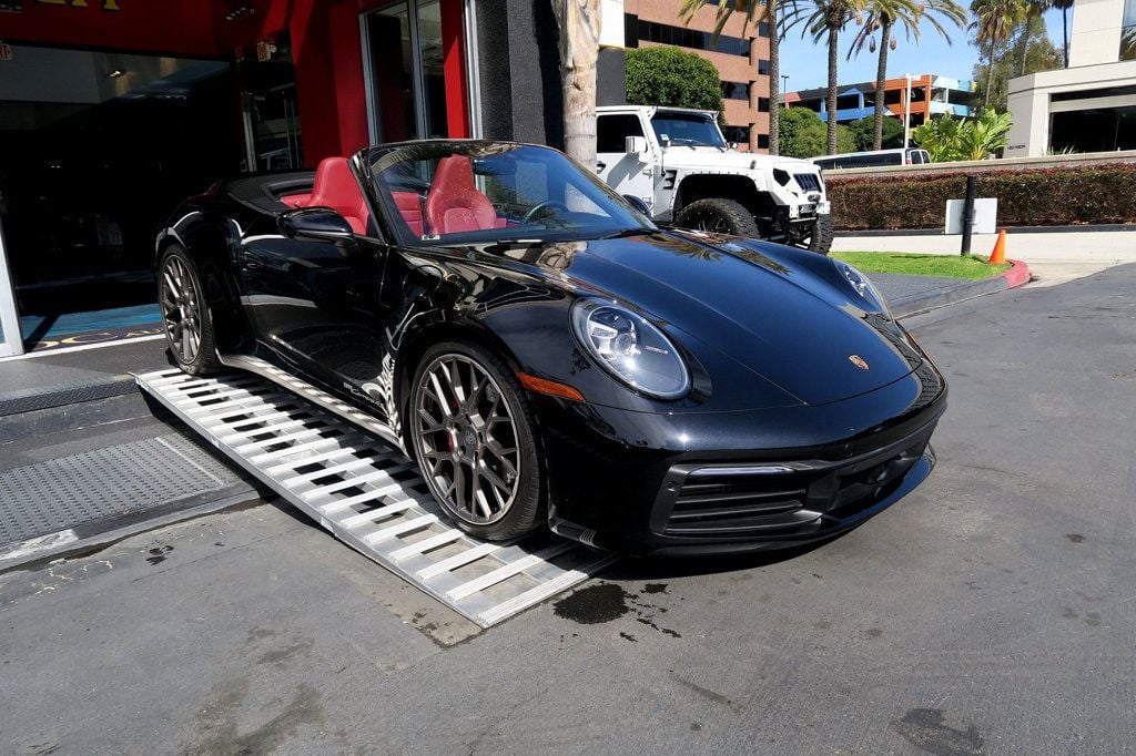 2021 Porsche 911 Carrera 4S Cabriolet - 22776439 - 3