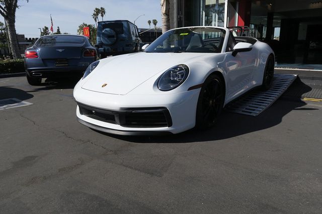 2021 Porsche 911 Carrera 4S Cabriolet - 22780253 - 1