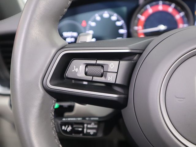 2021 Porsche 911 Carrera 4S Cabriolet - 22977692 - 18