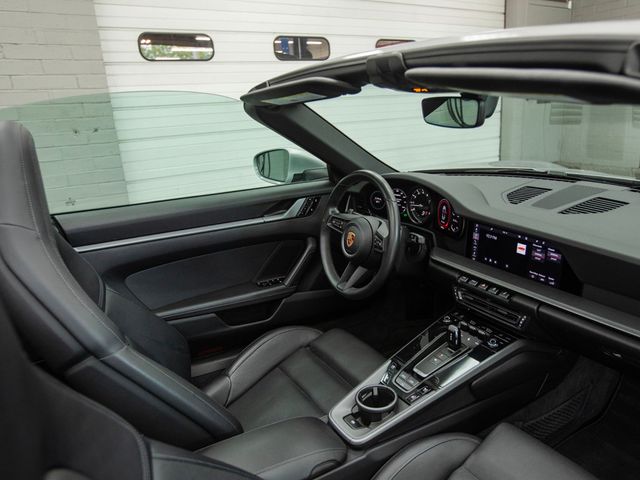 2021 Porsche 911 Carrera Cabriolet - 23035056 - 14
