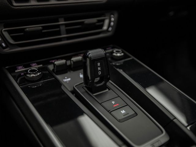 2021 Porsche 911 Carrera Cabriolet - 23035056 - 19