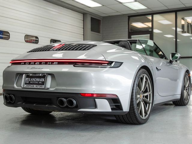 2021 Porsche 911 Carrera Cabriolet - 23035056 - 32