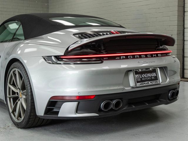 2021 Porsche 911 Carrera Cabriolet - 23035056 - 37