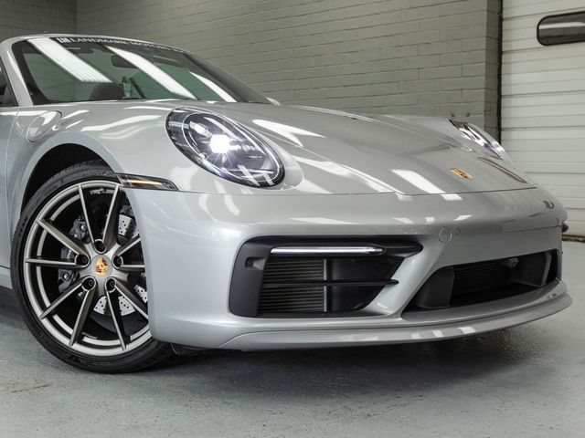 2021 Porsche 911 Carrera Cabriolet - 23035056 - 7