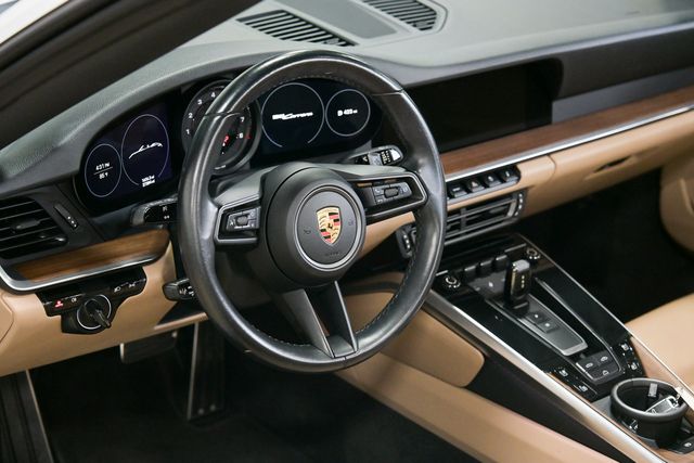 2021 Porsche 911 Carrera Cabriolet - 23093830 - 19