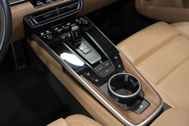 2021 Porsche 911 Carrera Cabriolet - 23093830 - 42