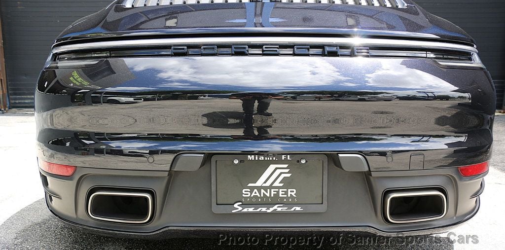 2021 Porsche 911 Carrera Cabriolet - 23031119 - 12