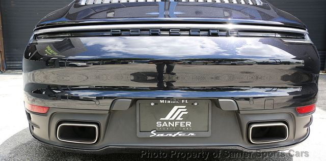 2021 Porsche 911 Carrera Cabriolet - 23031119 - 12