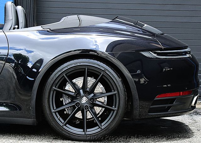 2021 Porsche 911 Carrera Cabriolet - 23031119 - 18