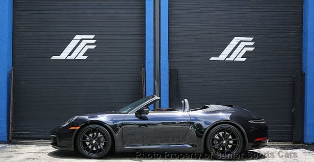 2021 Porsche 911 Carrera Cabriolet - 23031119 - 1