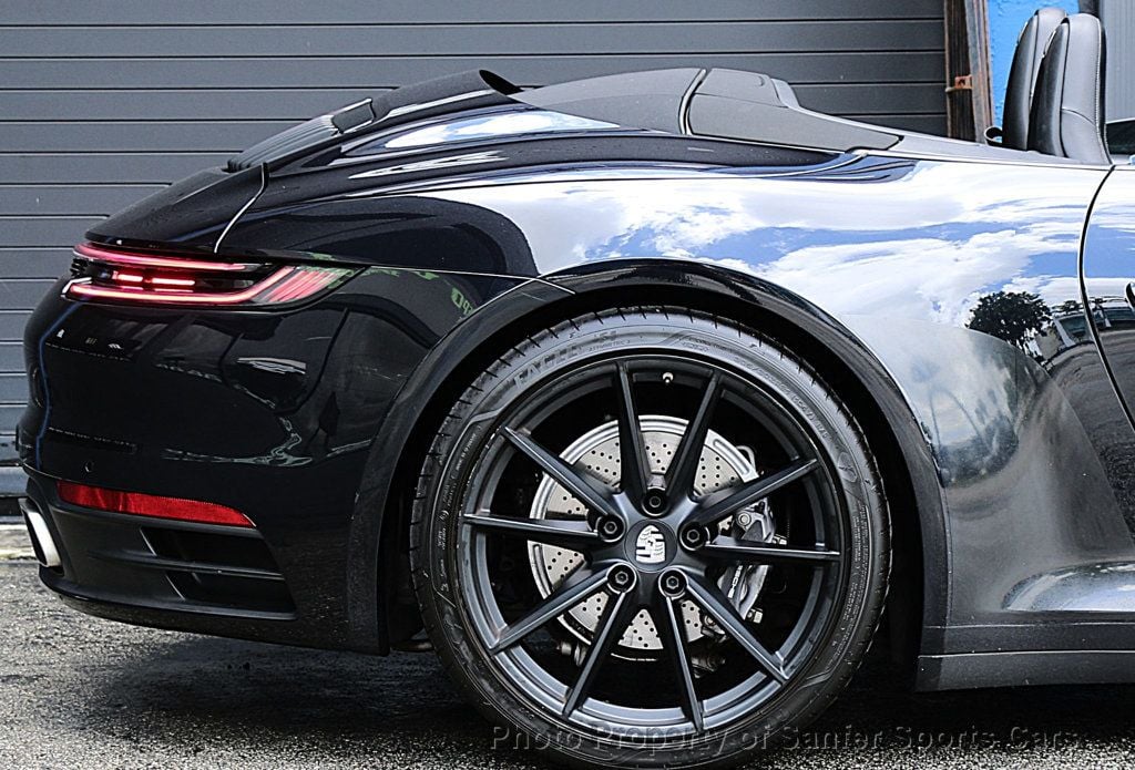 2021 Porsche 911 Carrera Cabriolet - 23031119 - 19