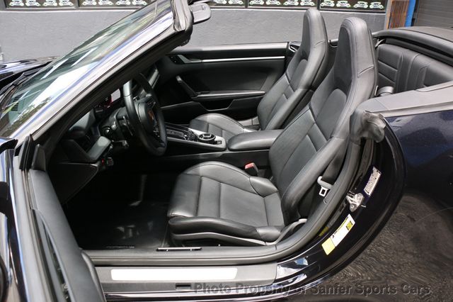 2021 Porsche 911 Carrera Cabriolet - 23031119 - 24