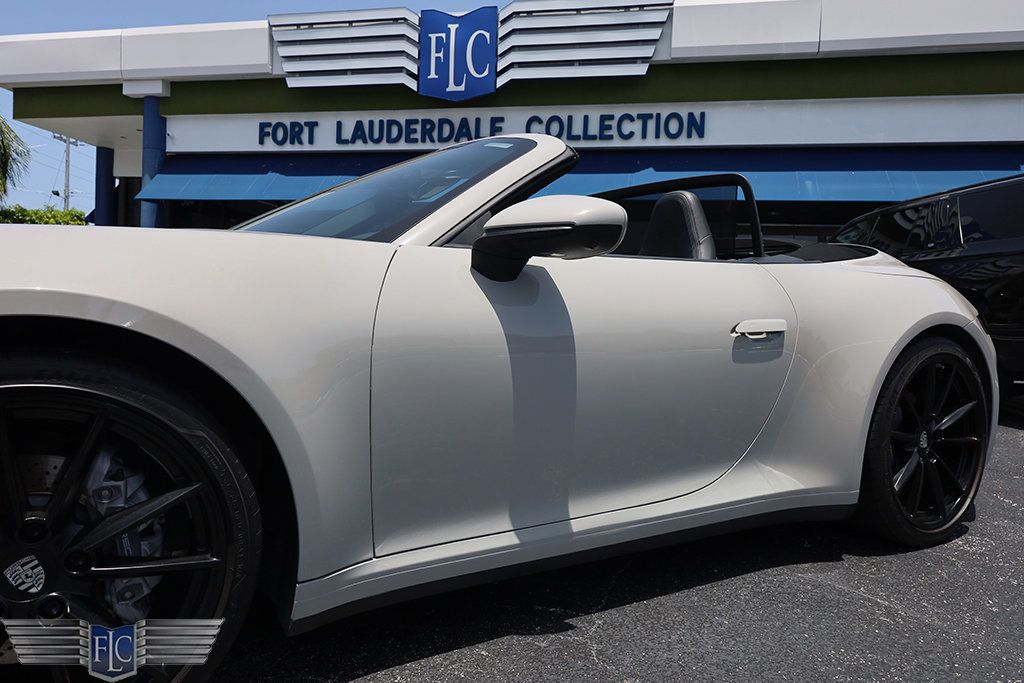 2021 Porsche 911 Carrera Cabriolet - 23052767 - 11
