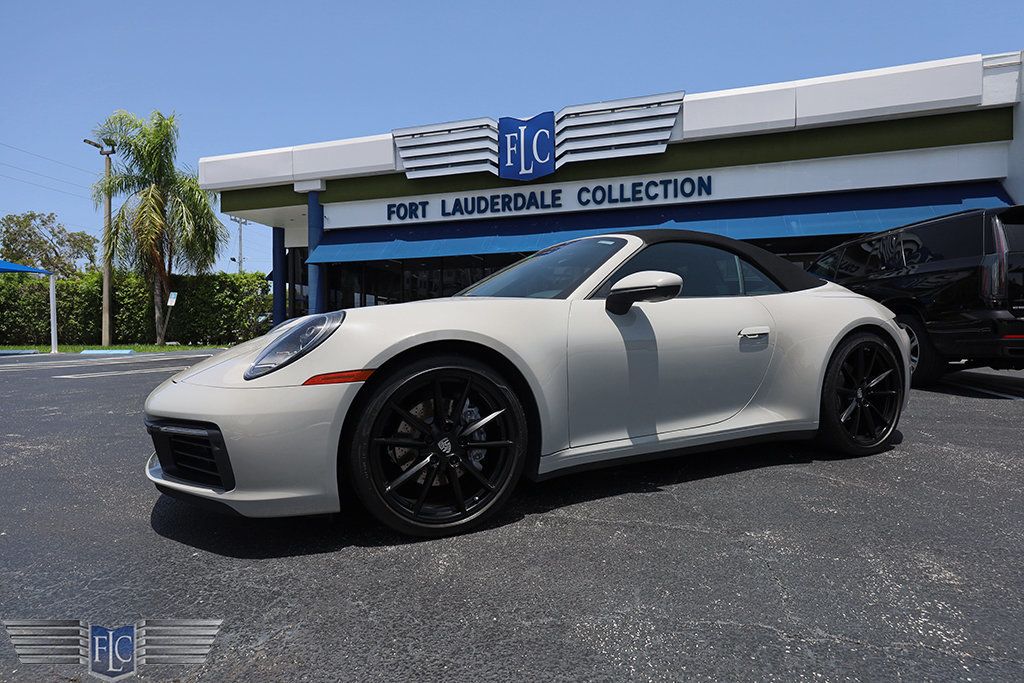 2021 Porsche 911 Carrera Cabriolet - 23052767 - 13