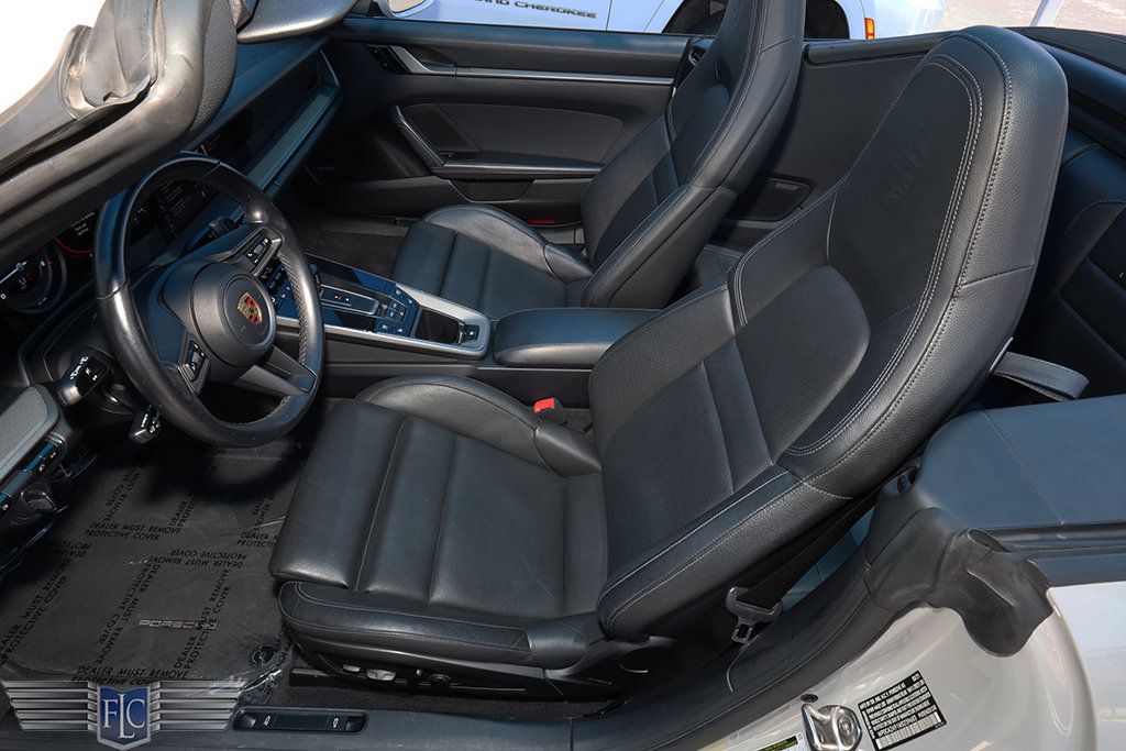 2021 Porsche 911 Carrera Cabriolet - 23052767 - 17