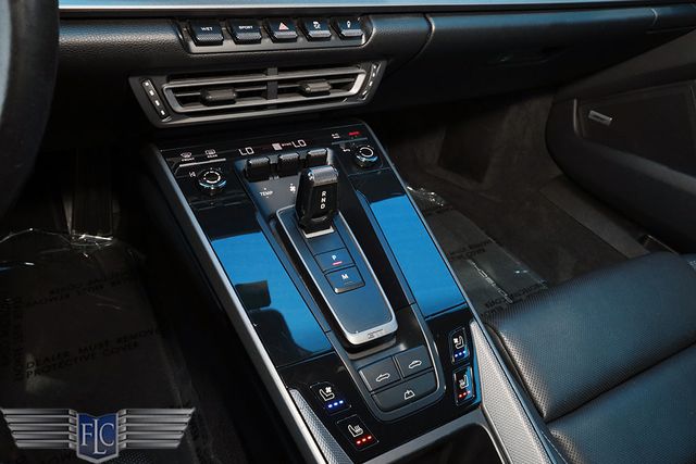 2021 Porsche 911 Carrera Cabriolet - 23052767 - 32