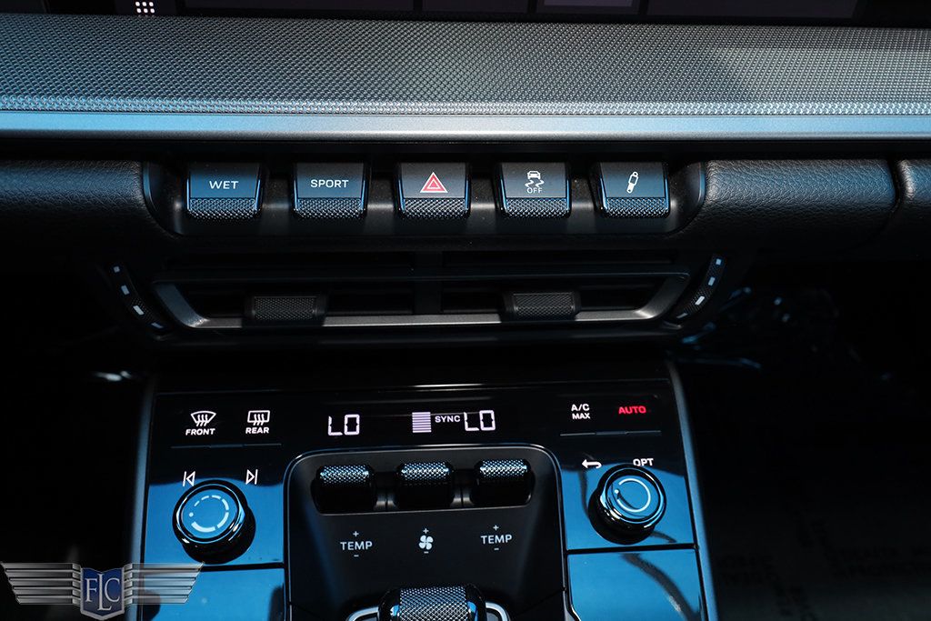2021 Porsche 911 Carrera Cabriolet - 23052767 - 33