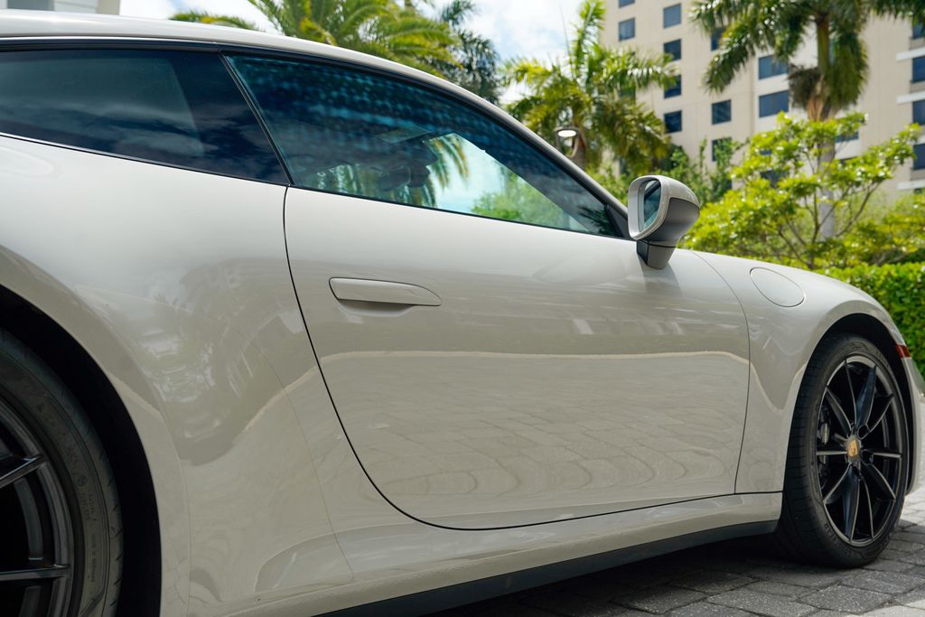 2021 Porsche 911 Carrera Coupe - 23009074 - 29