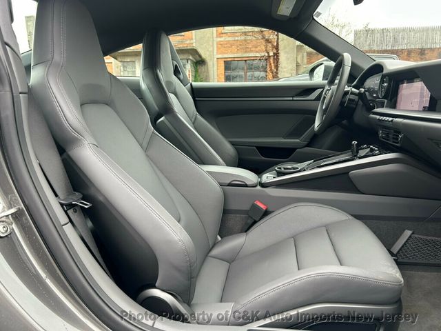 2021 Porsche 911 Carrera Coupe - 23007481 - 35